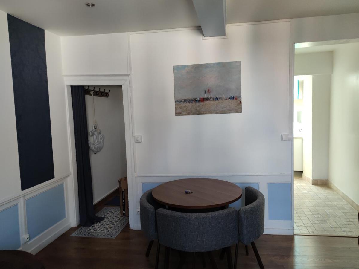 Le Saint Leonard...Il Est Bleu Apartment Honfleur Exterior foto